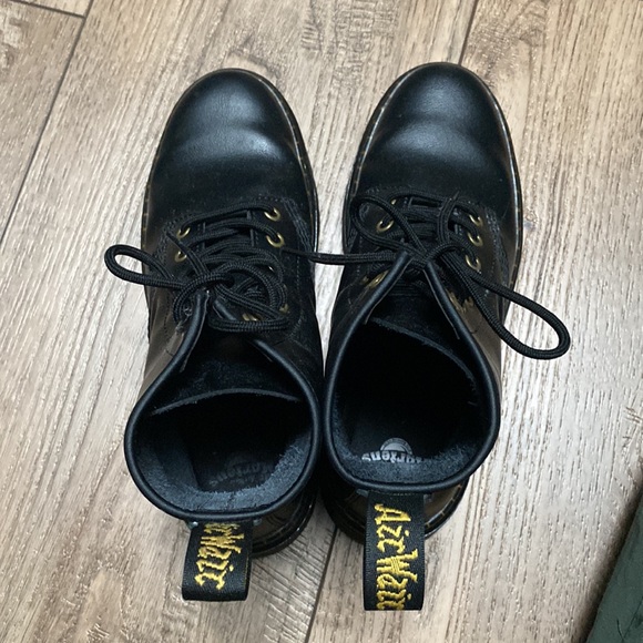 Black Dr. Marten Zavala Boots - Picture 3 of 6